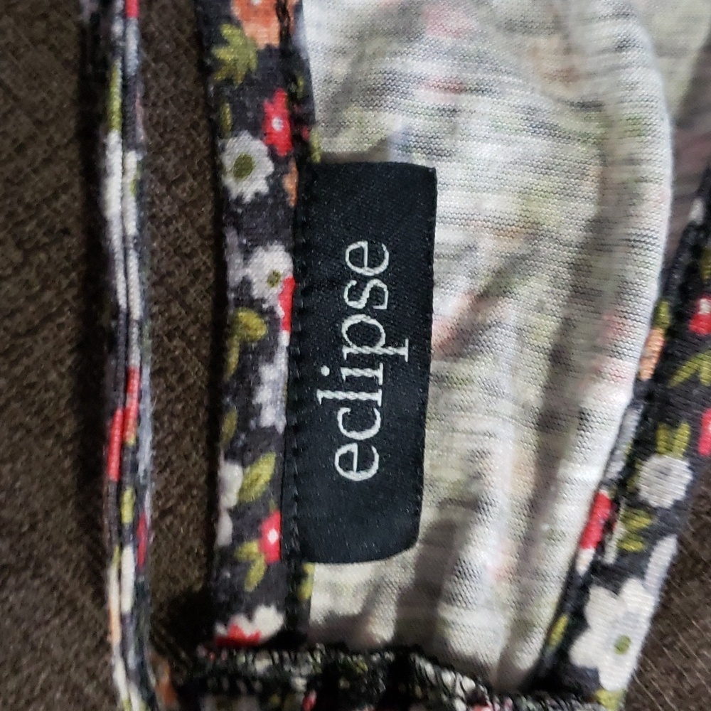 Flower Tank Top - Picture 3 of 3